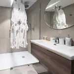 아파트 Mercury Delightful W Pool Access By Arco Collection Saint Julian's